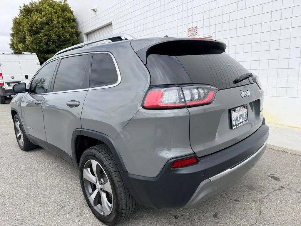 2020 Jeep Cherokee Limited photo 4