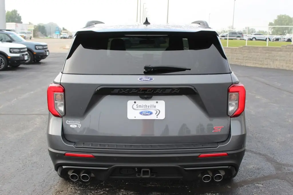 2021 Ford Explorer ST 4WD photo 4