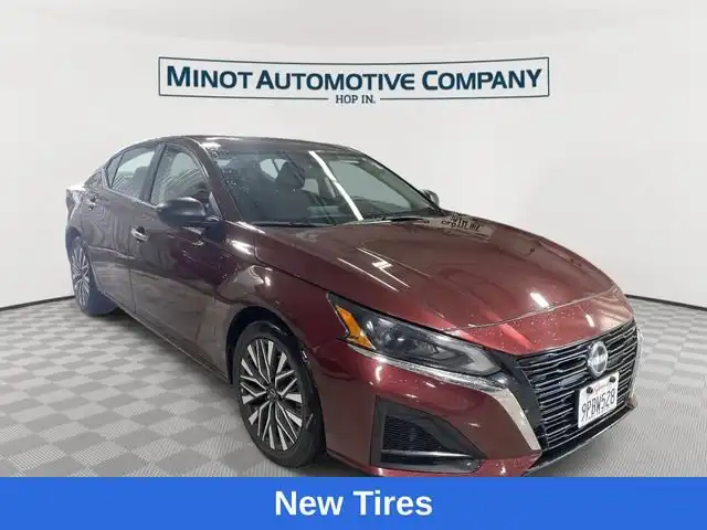 2025 Nissan Altima 2.5 SV's photo