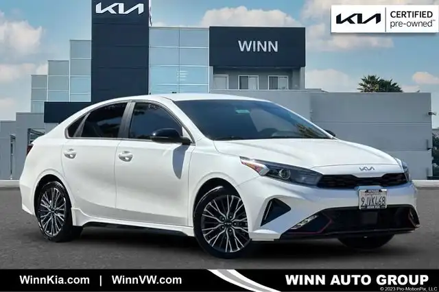 2024 Kia Forte GT-Line Auto's photo