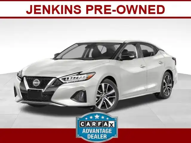 2023 Nissan Maxima SV's photo