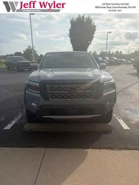 2023 Nissan Frontier PRO-4X Crew Cab 4X4's photo