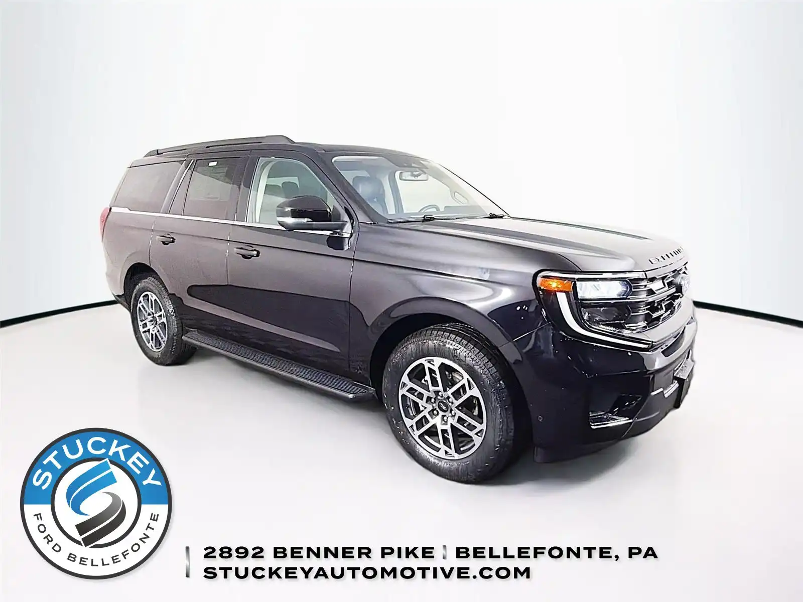 2025 Ford Expedition Active 4WD's photo