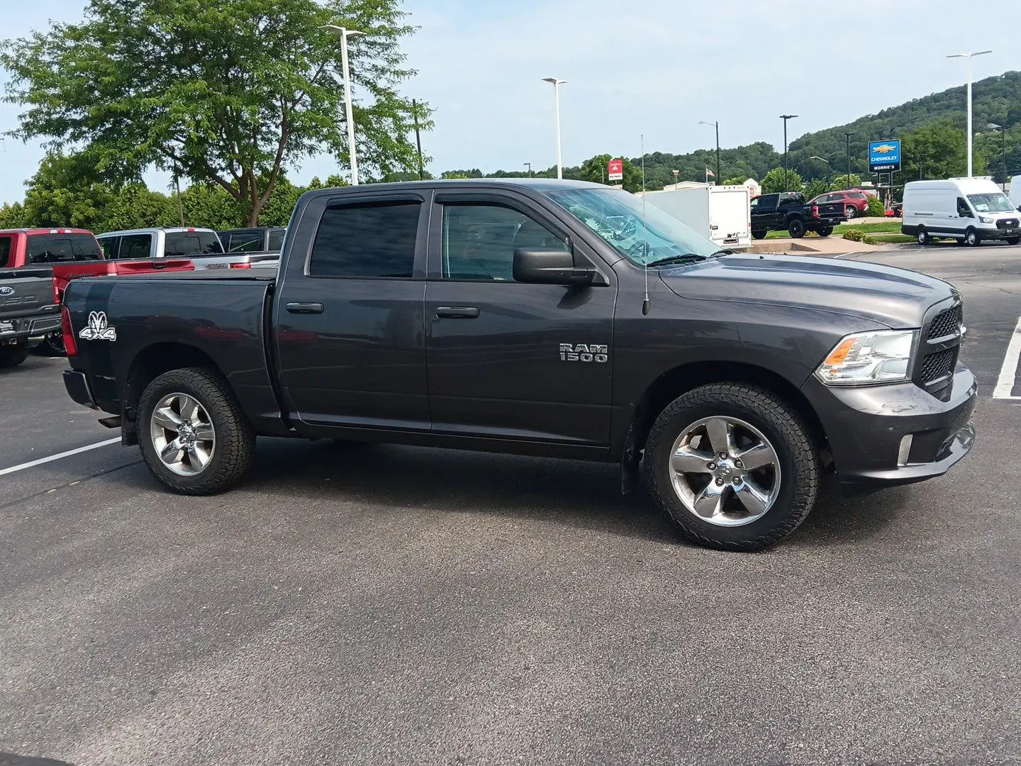 Vehicle Image 2