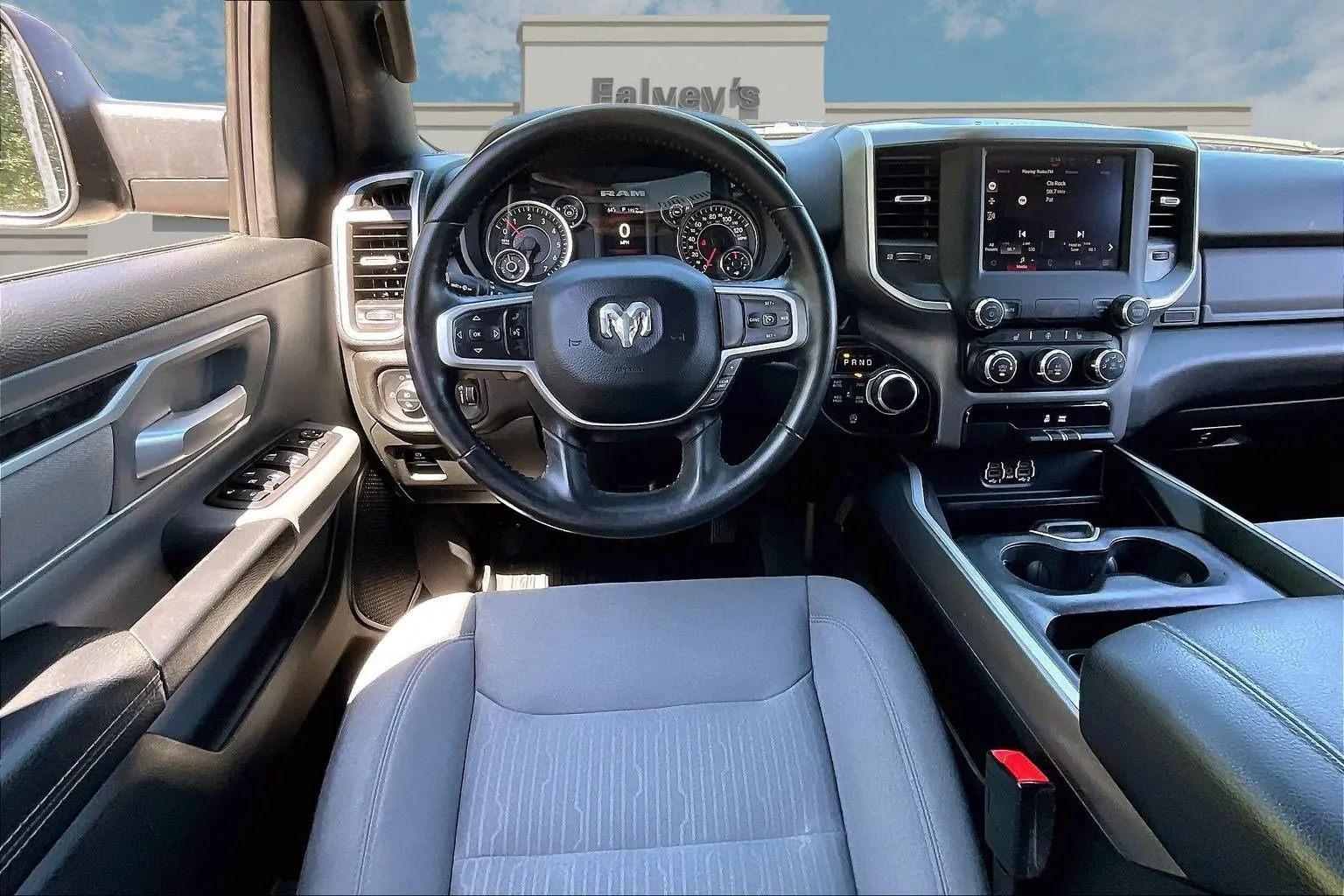 2023 RAM 1500 Big Horn/Lone Star 4WD Crew Cab 5'7 photo 5