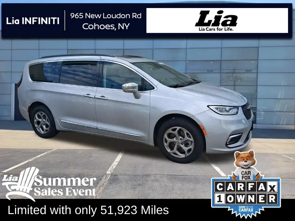 2022 Chrysler Pacifica Limited's photo