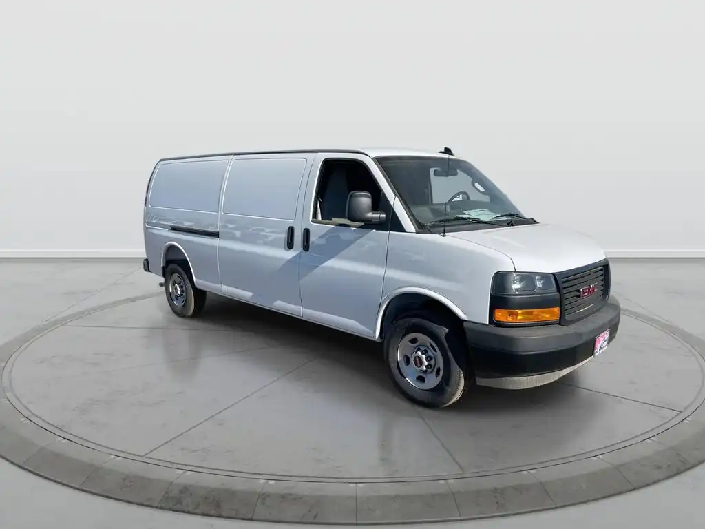 2025 GMC Savana 2500 Ext WB's photo