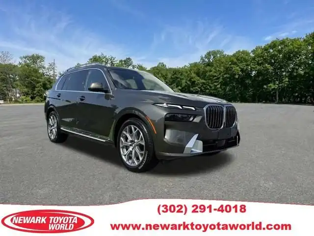 2023 BMW X7 xDrive40i's photo