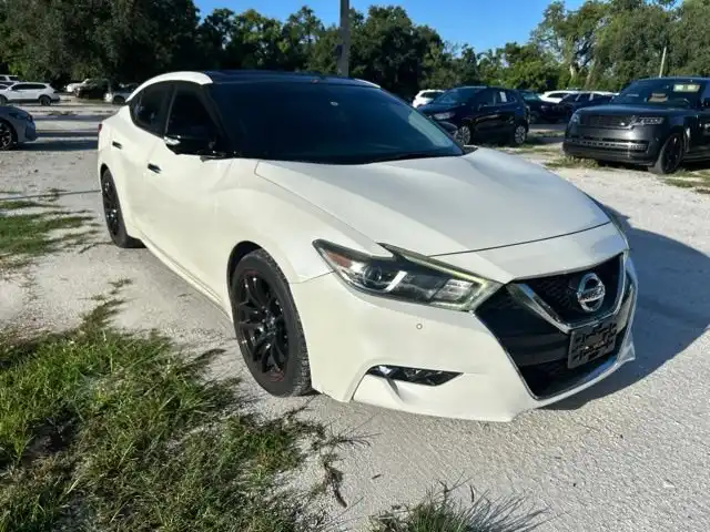2018 Nissan Maxima Platinum's photo