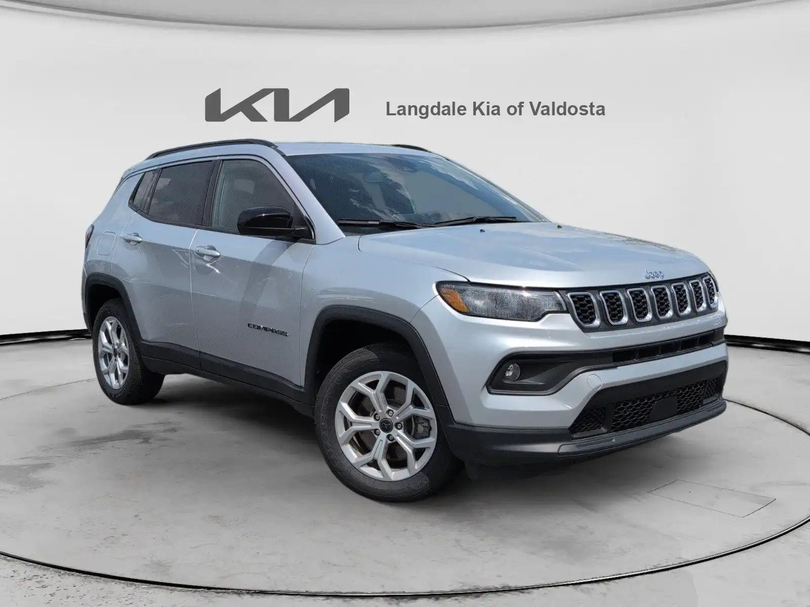 2025 Jeep Compass Latitude 4WD's photo