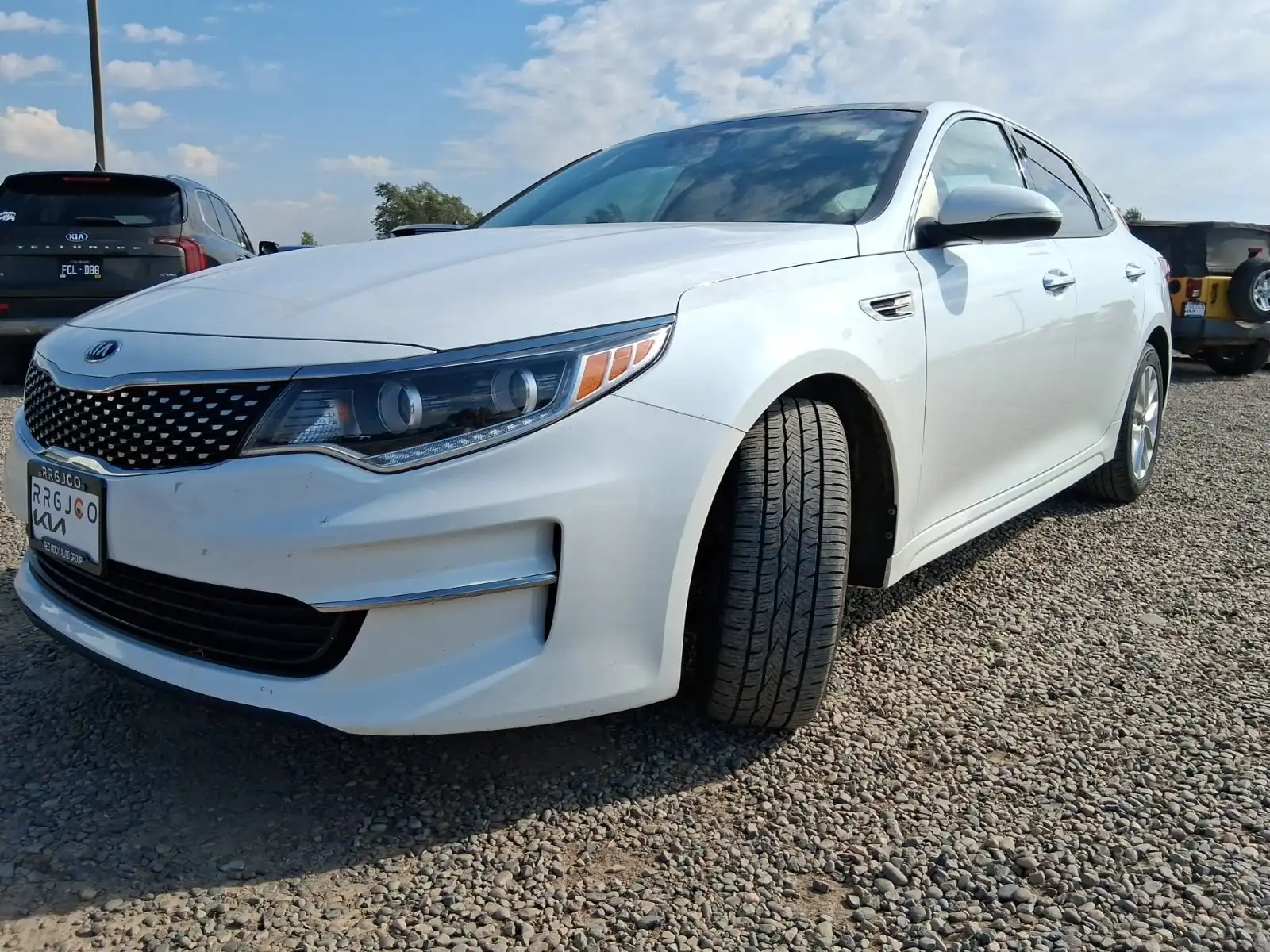 2017 Kia Optima EX AT's photo