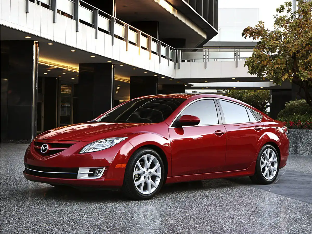 2013 Mazda EZ-6 i Sport Auto's photo