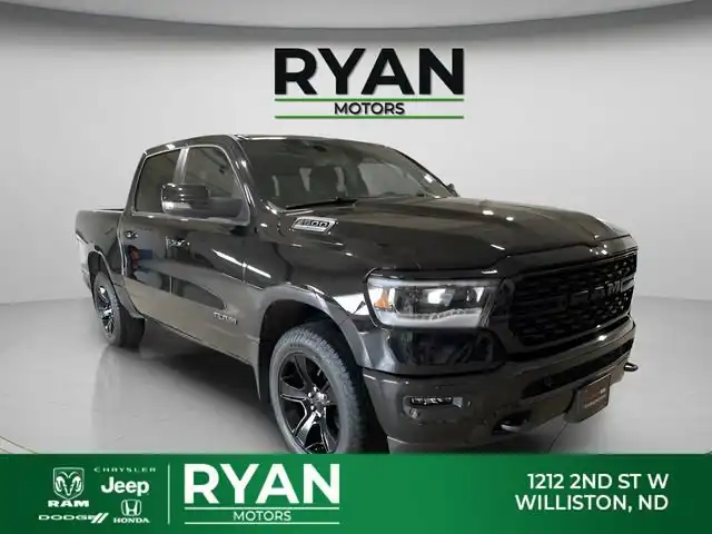 2023 RAM 1500 Big Horn/Lone Star 4x4 Crew Cab 5'7's photo