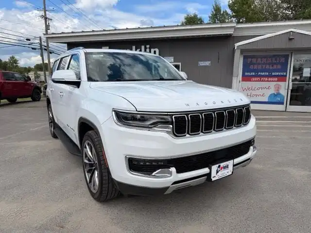 2022 Jeep Wagoneer Series II 4WD's photo
