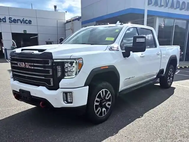 2022 GMC Sierra AT4 4WD Crew Cab Standard Box's photo
