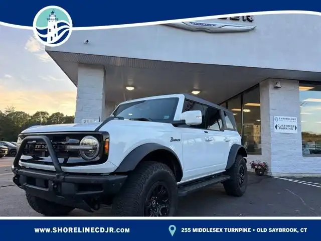 2022 Ford Bronco Outer Banks 4WD Advanced's photo