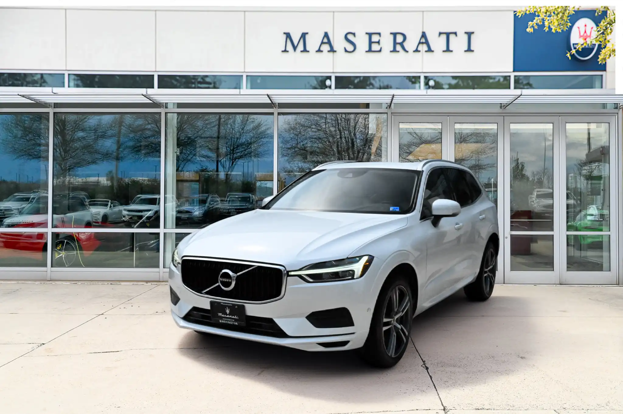 2019 Volvo XC60 T5 Momentum AWD's photo