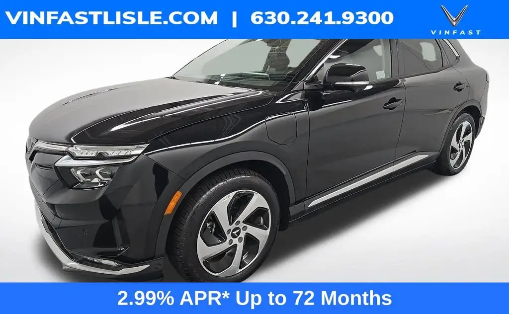 2023 VinFast VF 8 Enhanced Range photo 1