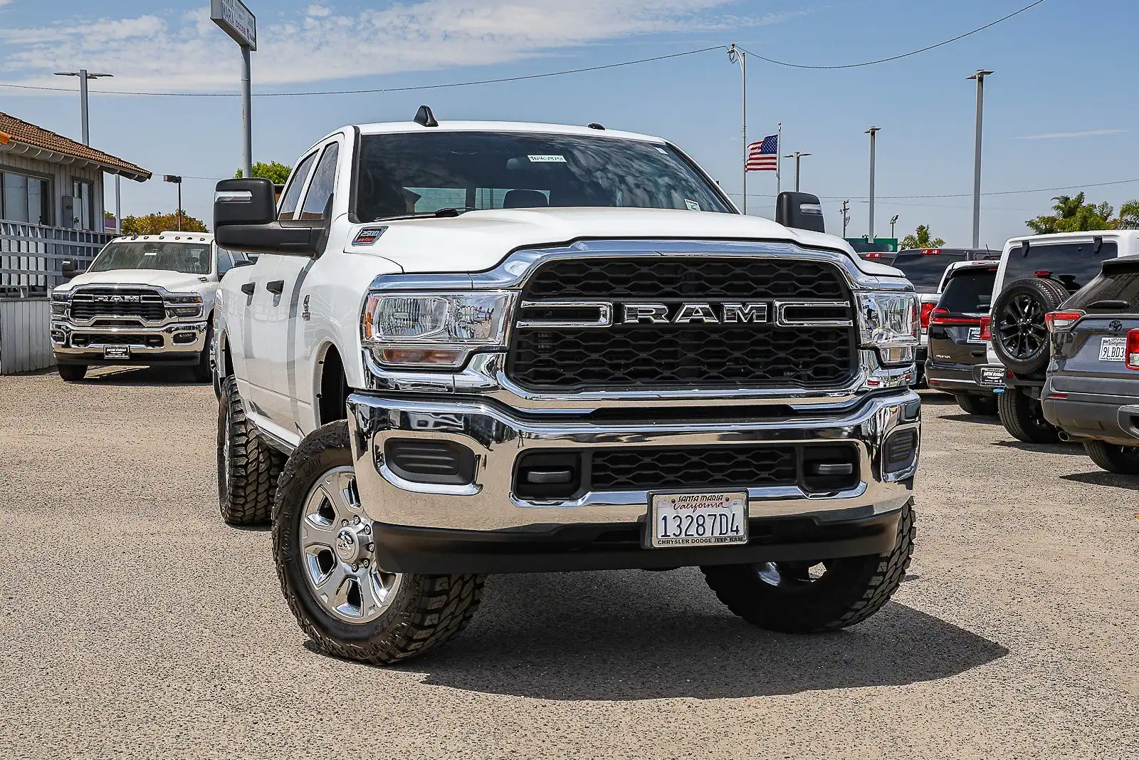 2024 RAM 2500 Tradesman 4X4 Crew Cab SWB's photo