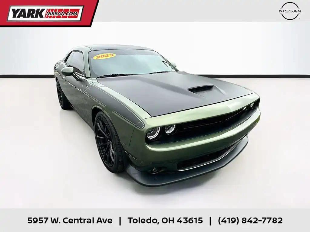 2023 Dodge Challenger R/T Scat Pack's photo