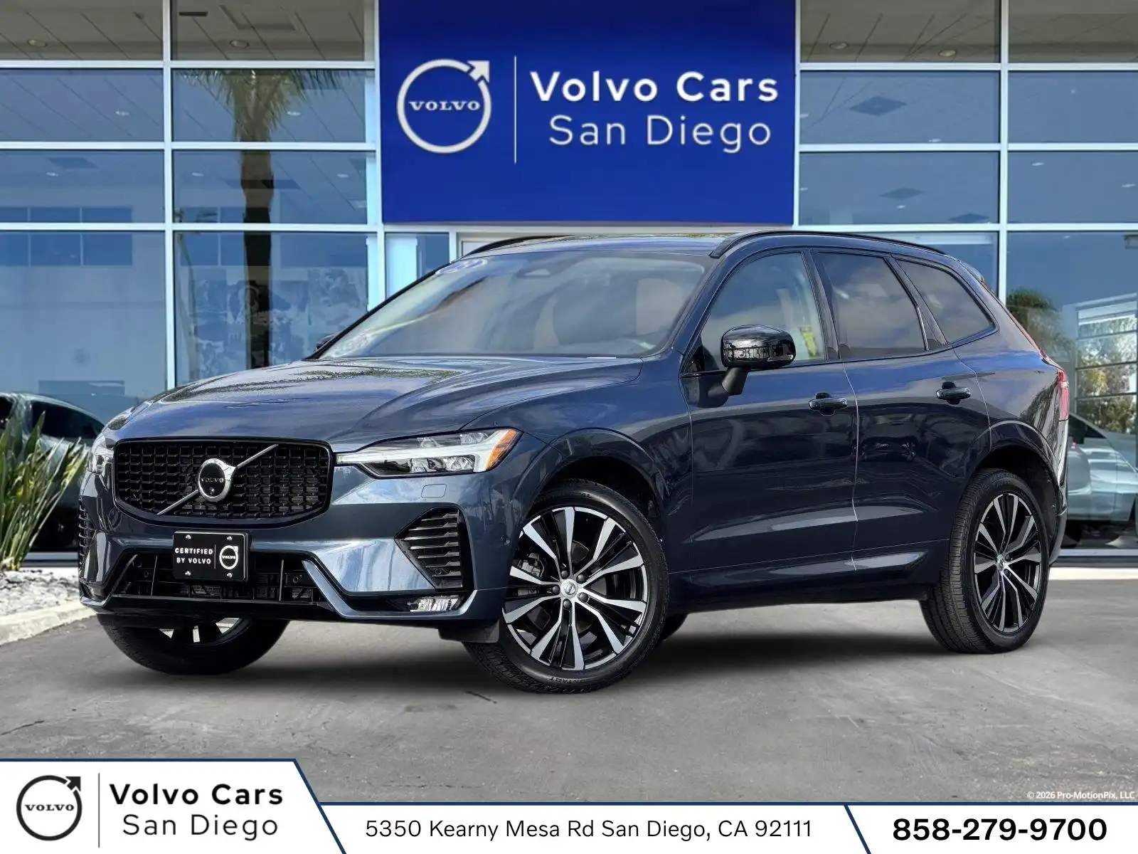 2023 Volvo XC60 B5 Plus Dark Theme FWD's photo