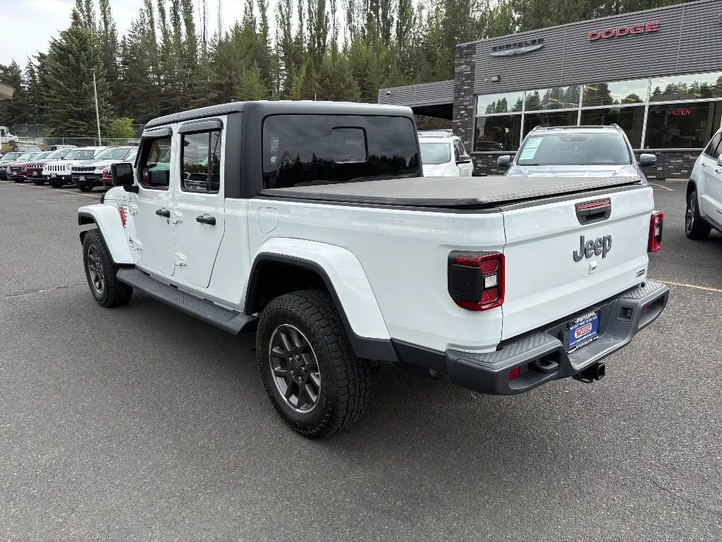 2020 Jeep Gladiator Overland photo 4