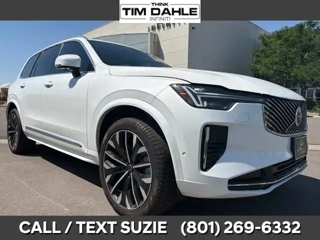2025 Volvo XC90 B6 Plus Bright 7-Seater 4WD's photo