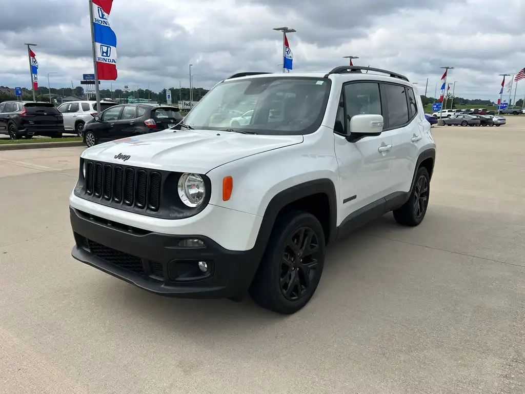 2017 Jeep Renegade Altitude Package 4WD's photo