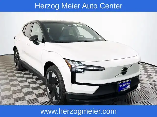 2025 Volvo EX30 Twin Motor Performance Plus's photo