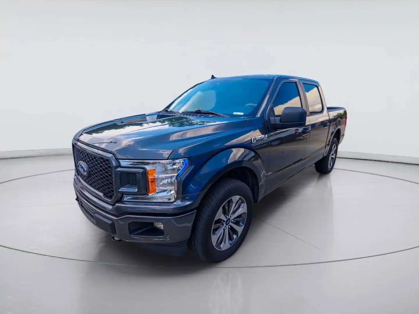 2020 Ford F-150 XL 4WD SuperCrew 5-1/2' Box's photo