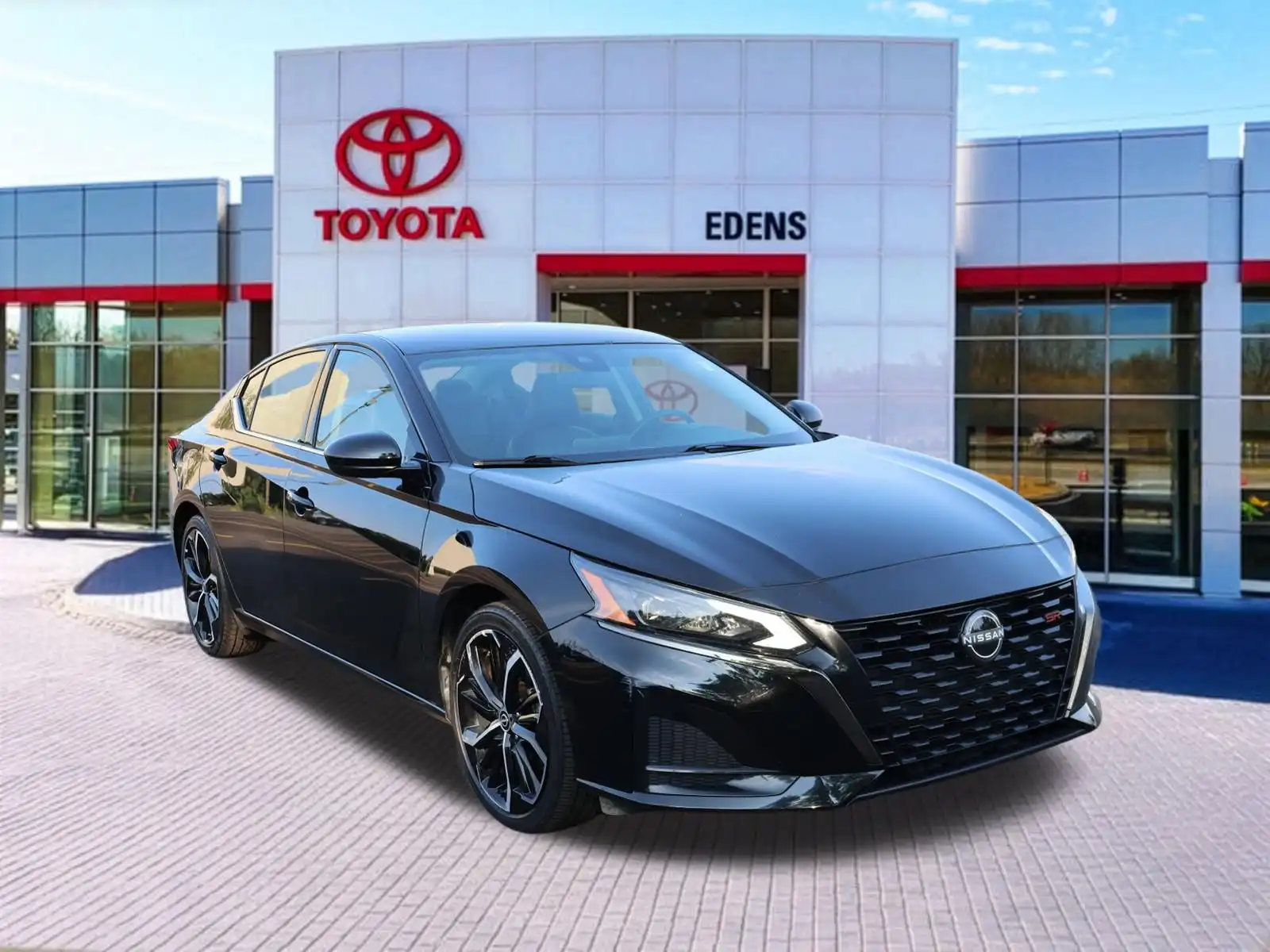 2024 Nissan Altima 2.5 SR's photo
