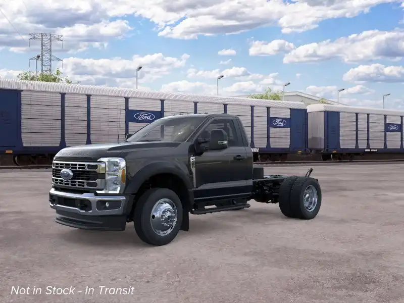 2026 Ford F-450 XL 4x4 Regular Cab 145-In DRW's photo