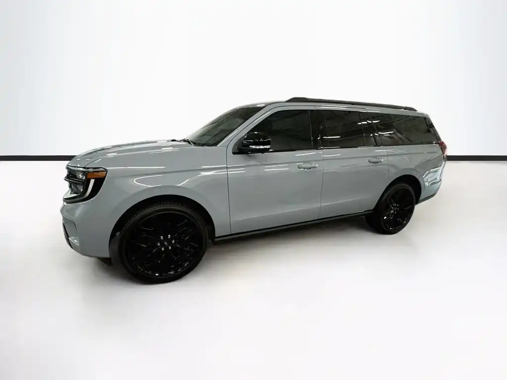 2026 Ford Expedition Platinum 4WD MAX's photo