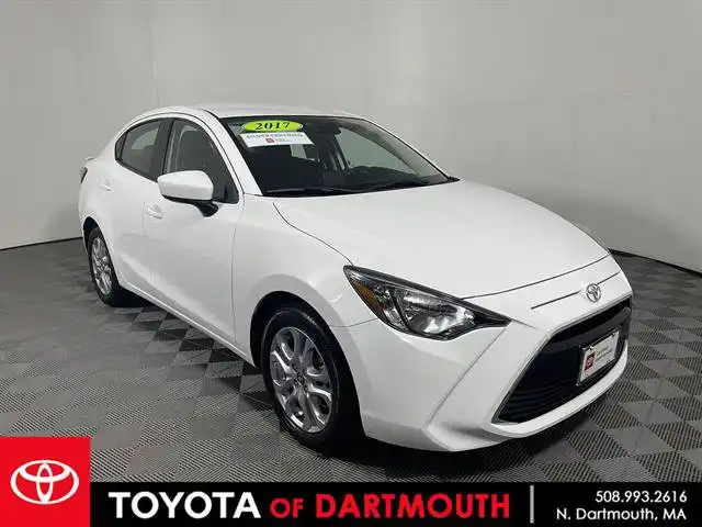 2017 Toyota Yaris iA AT's photo