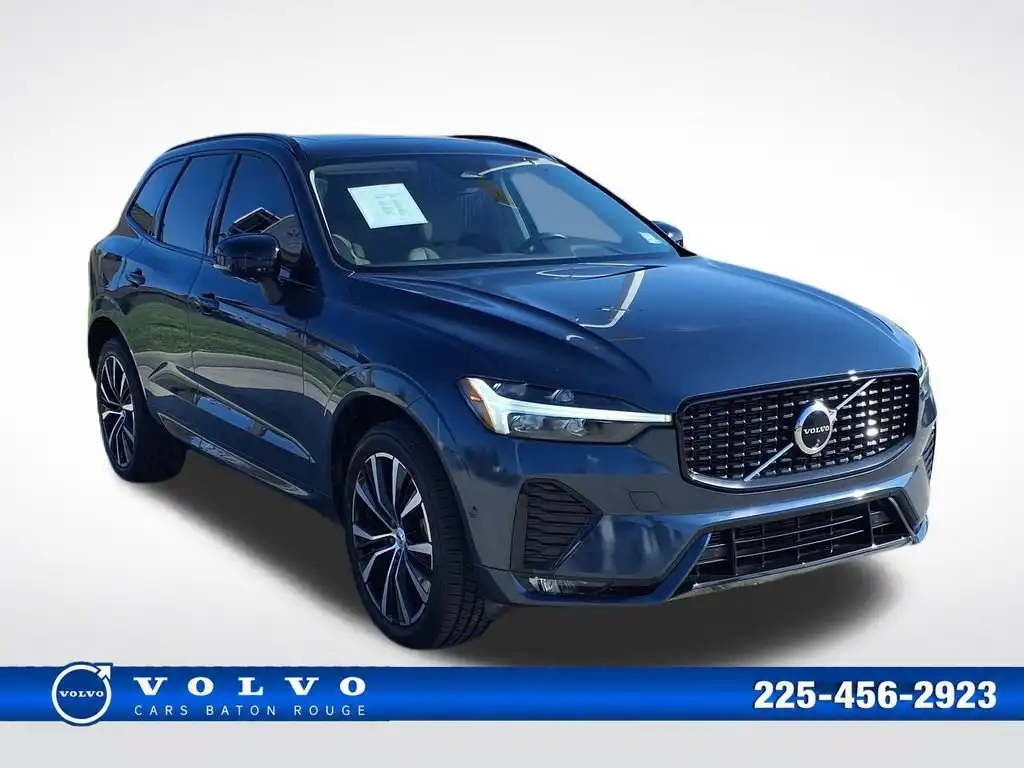 2024 Volvo XC60 B5 Plus Dark Theme AWD's photo