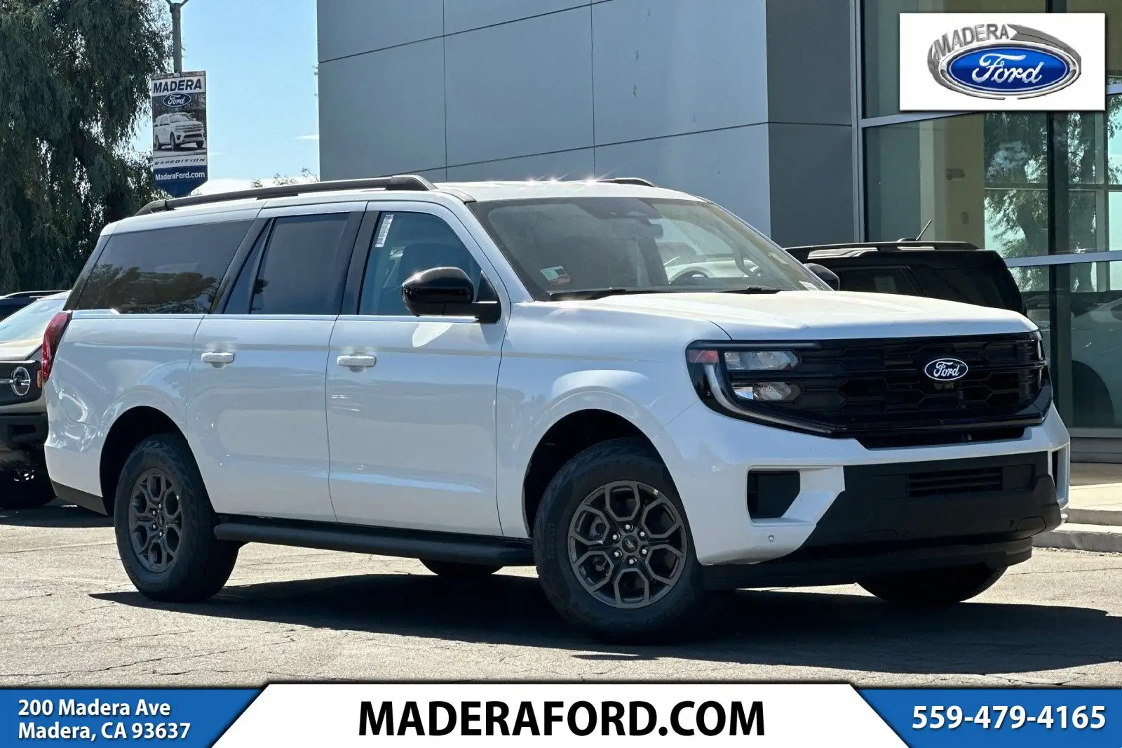 2027 Ford Expedition Active 4WD MAX photo 1