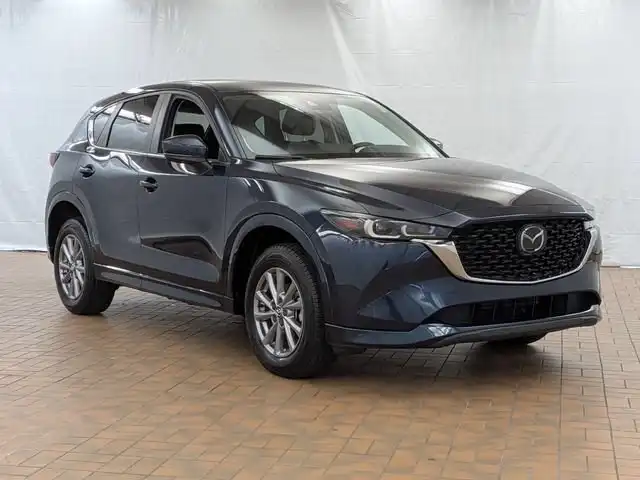 2024 Mazda CX-5 S Select Package Auto AWD's photo
