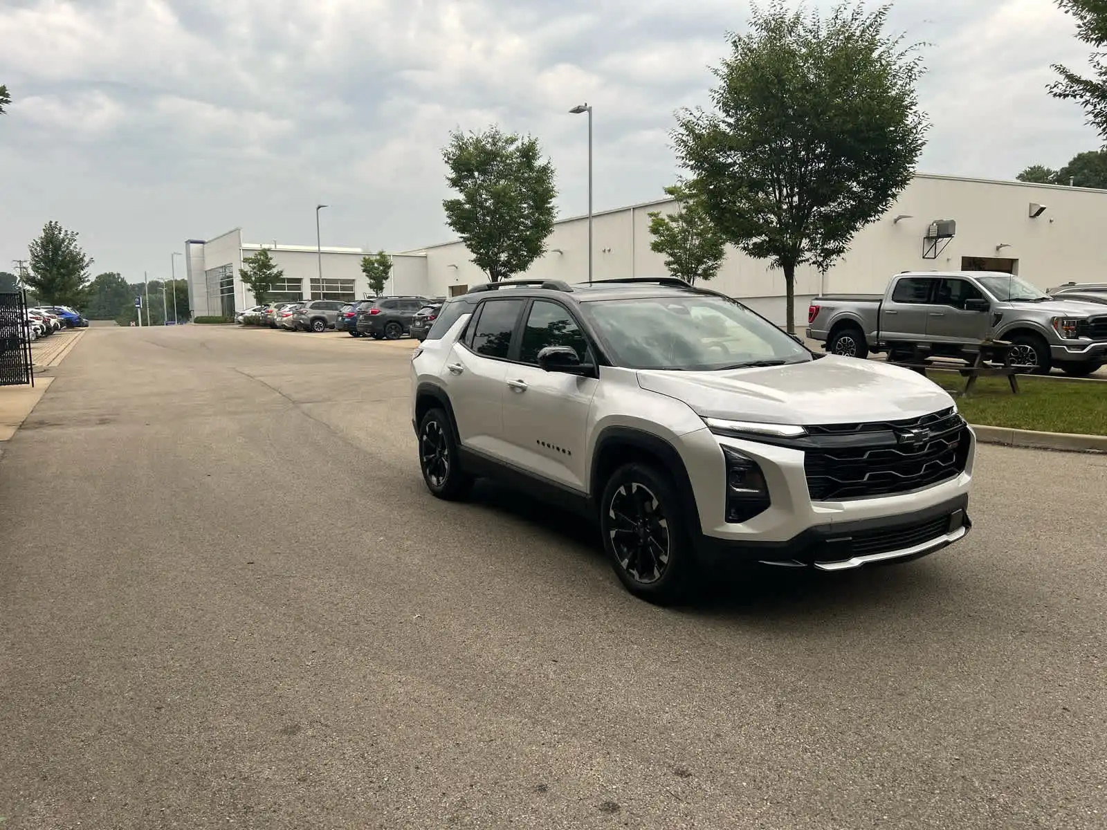 2025 Chevrolet Equinox AWD RS 1.5T's photo