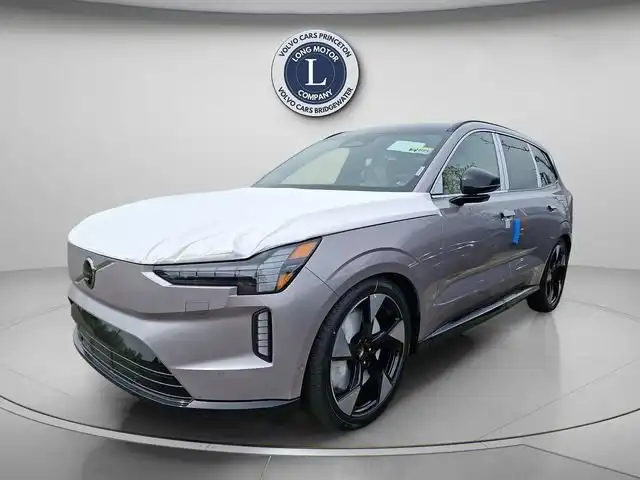 2026 Volvo EX90 Twin Motor Performance Ultra 7-Seater's photo
