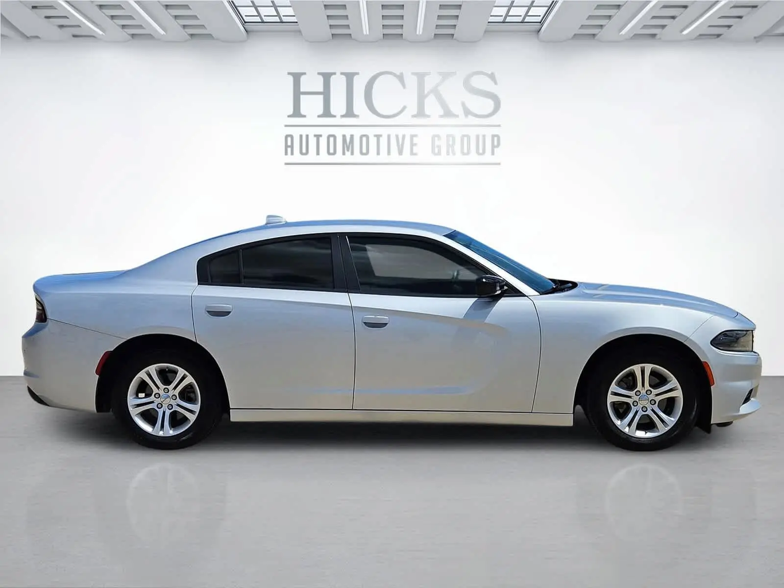 2023 Dodge Charger SXT photo 4