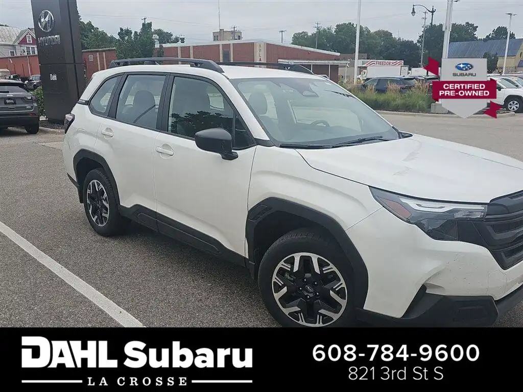 2025 Subaru Forester Base's photo