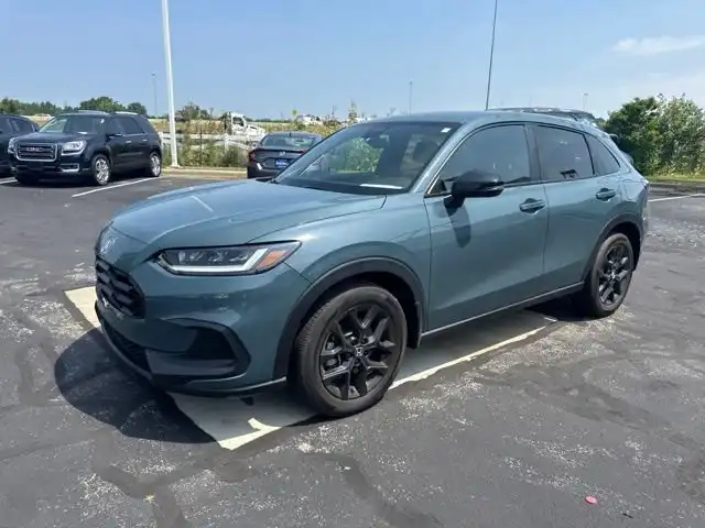 2025 Honda HR-V Sport AWD's photo