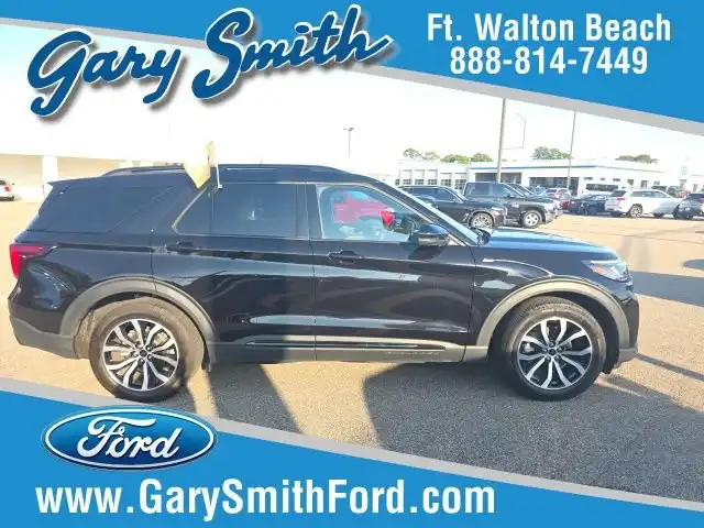 2025 Ford Explorer ST-LINE RWD (PL535)'s photo