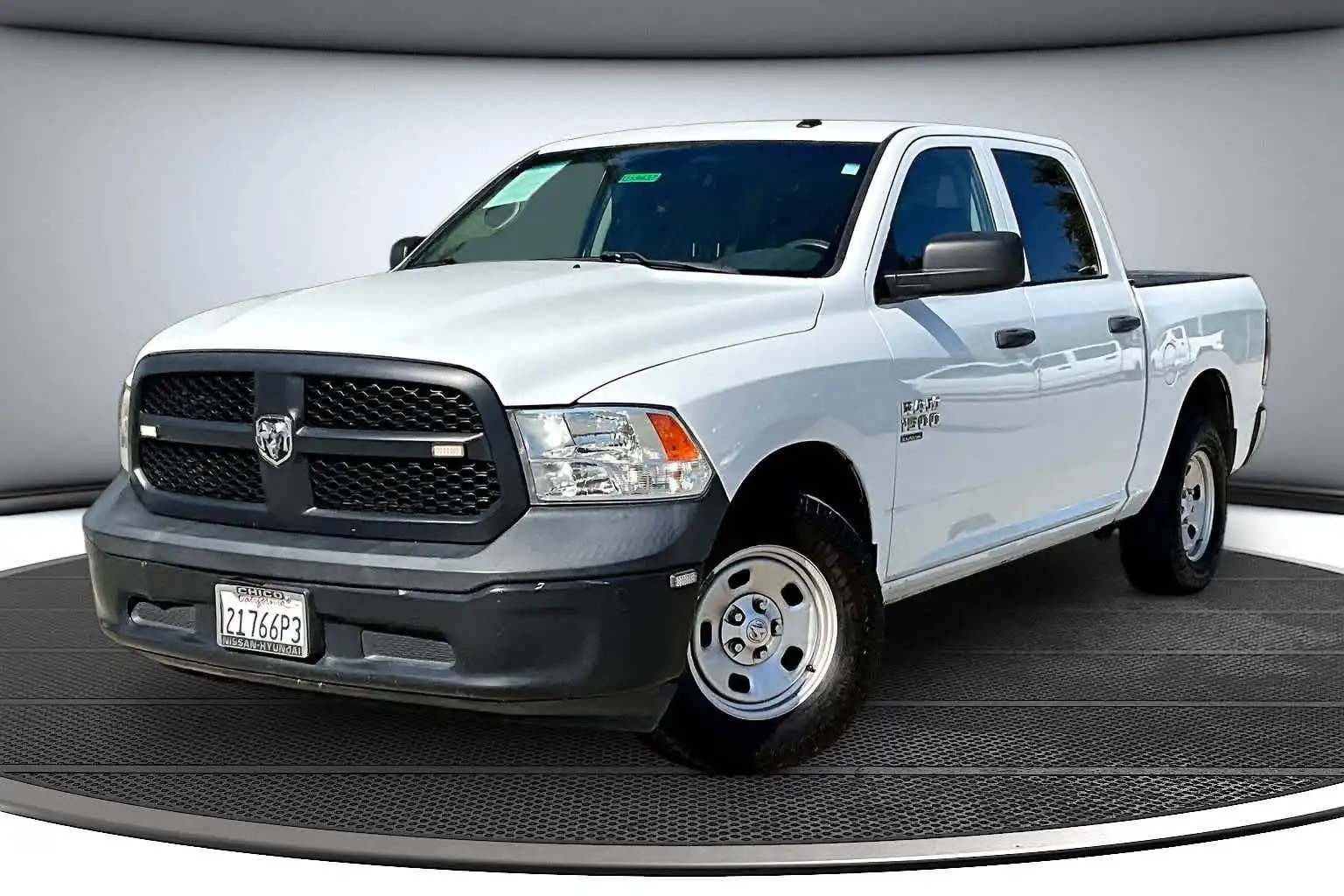 2022 RAM 1500 Classic Tradesman Crew Cab 5'7's photo