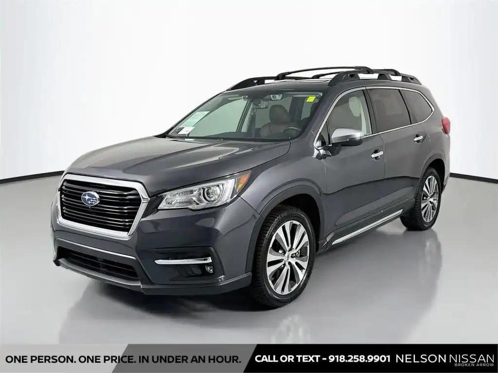2019 Subaru Ascent Touring's photo