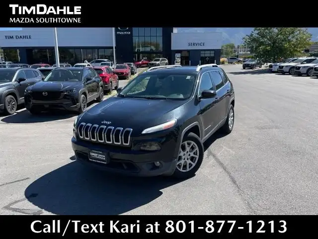 2015 Jeep Cherokee Latitude 4WD photo 1