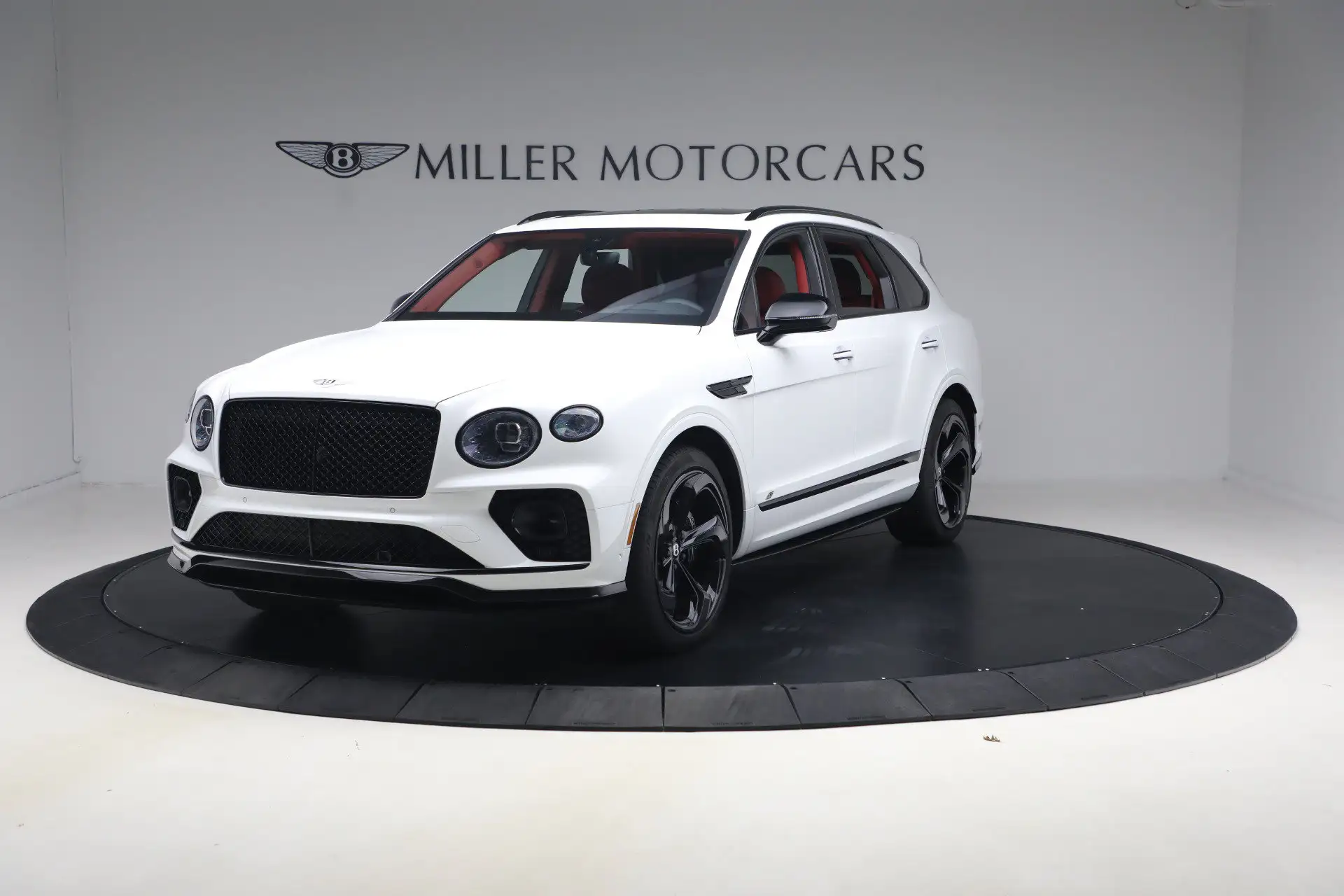 2023 Bentley Bentayga S's photo