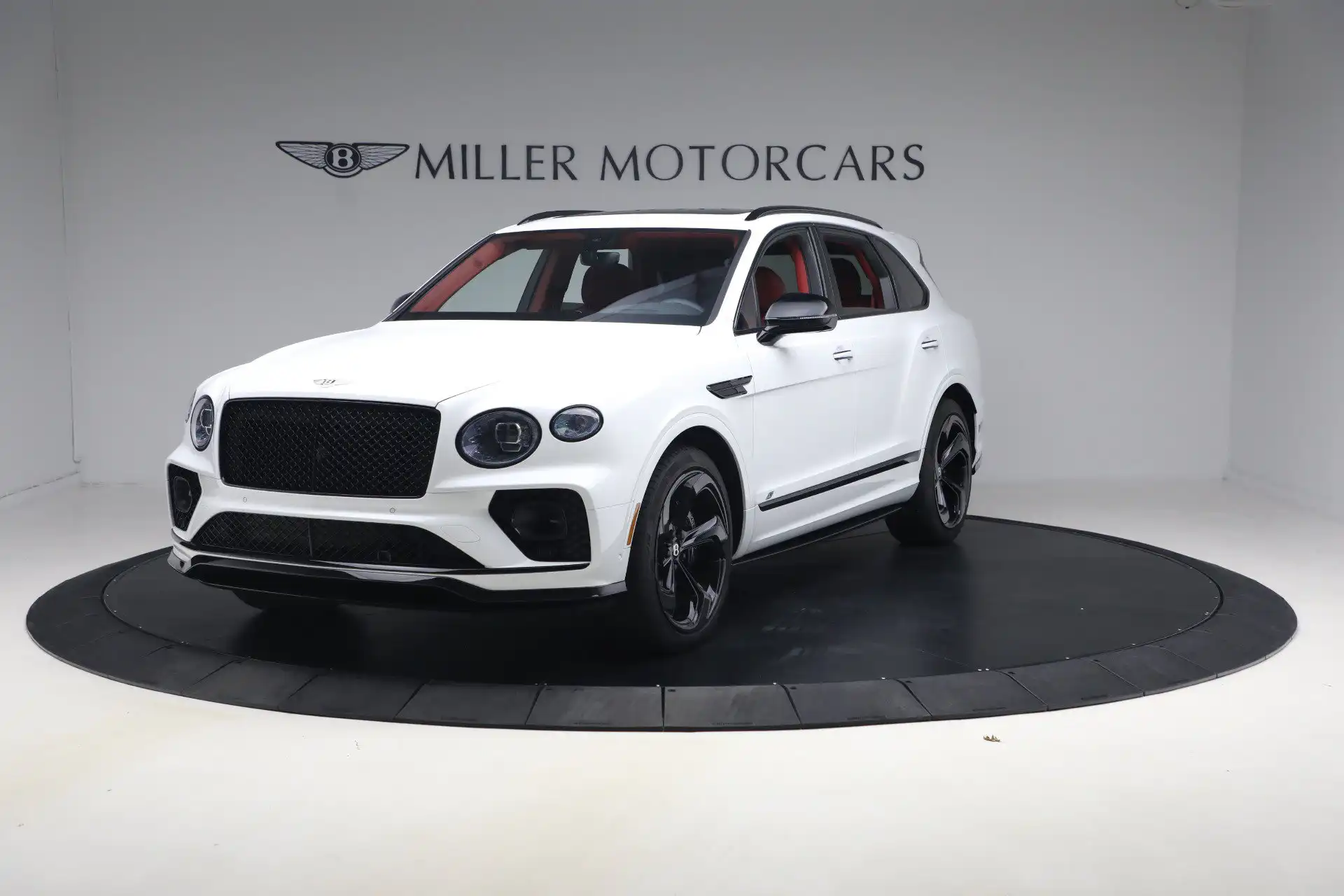 2023 Bentley Bentayga S's photo