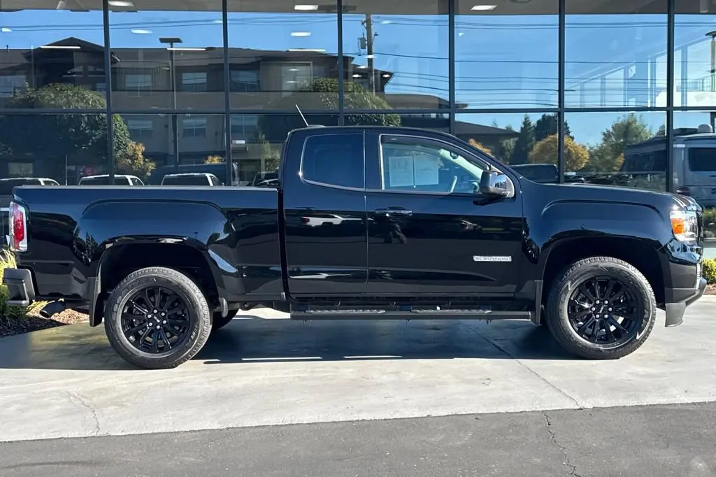 2022 GMC Canyon Elevation 2WD Extended Cab photo 3