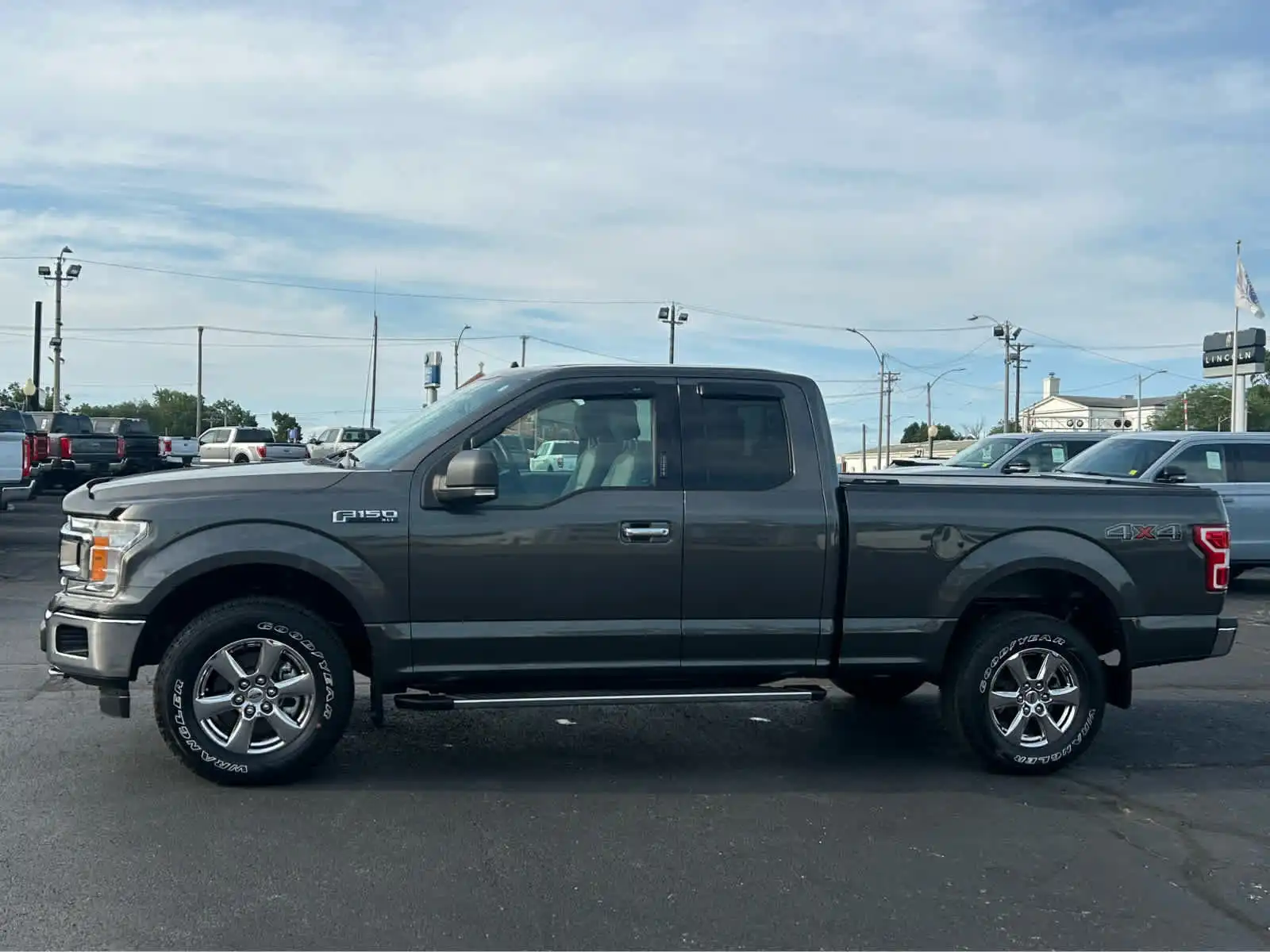 2019 Ford F-150 XLT 4x4 SuperCab 6-1/2 Box's photo